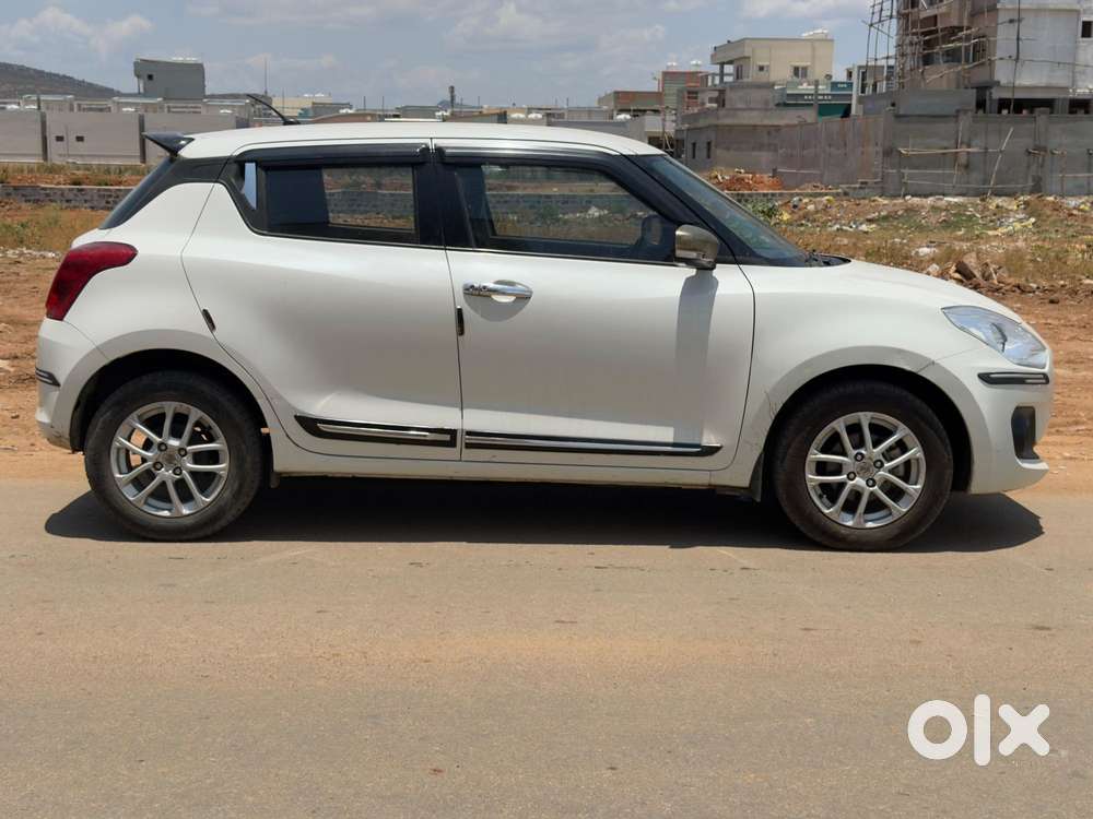 Maruti Suzuki Swift Vvt Zxi, 2022, Petrol