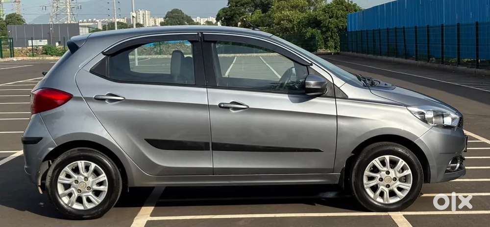 Tata Tiago Xza, 2018, Petrol