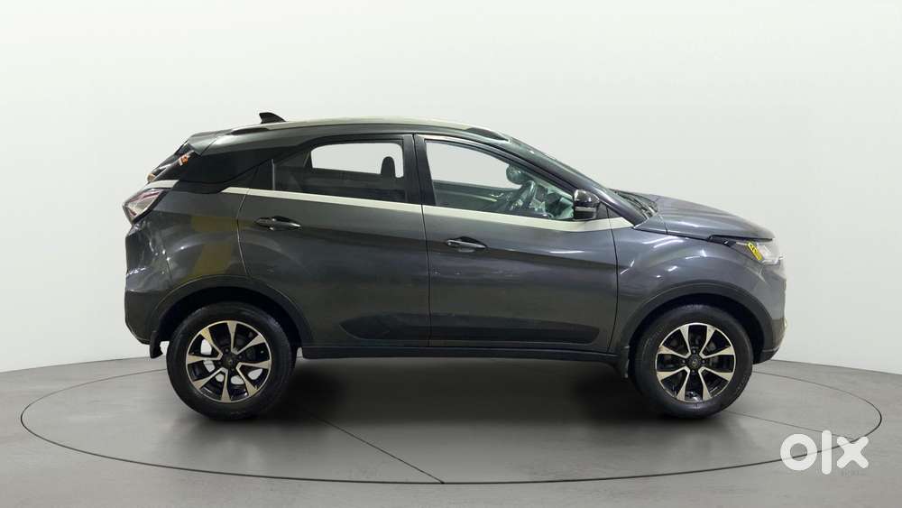 Tata Nexon 1.2 Revotron Xza Plus Premium, 2021, Petrol