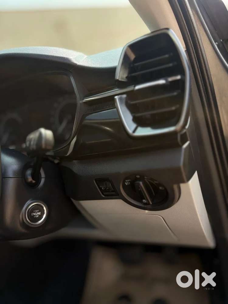 Skoda Kushaq Style 1.0l Tsi At, 2022, Petrol