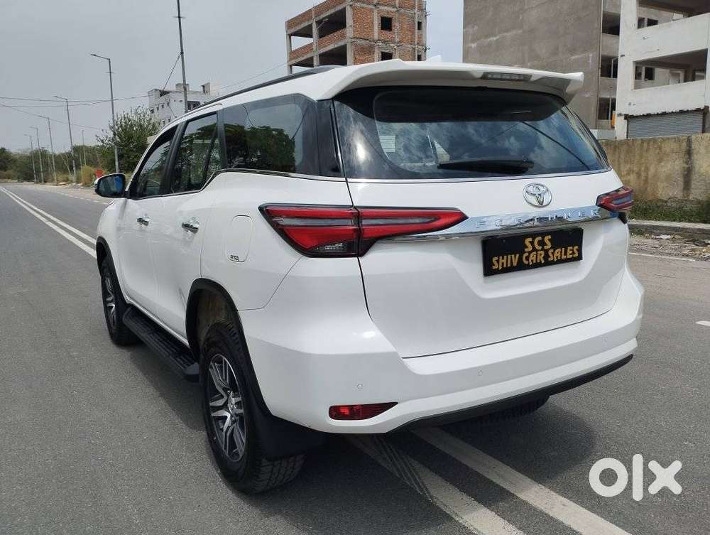 Toyota Fortuner 4x2 At 2.7 Petrol, 2026, Petrol