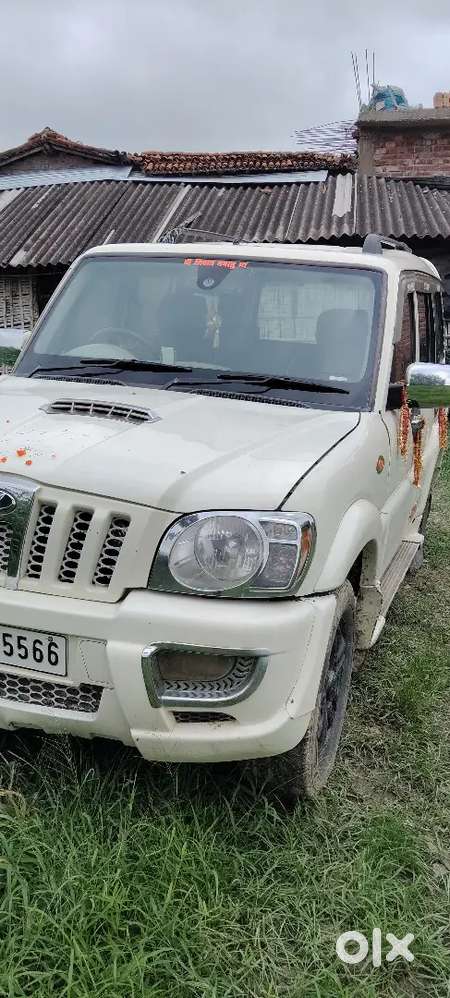 Gari Full Ok Hai Ac On Music System Best Lga Huwa Hai Lcd Ke Sath Krna