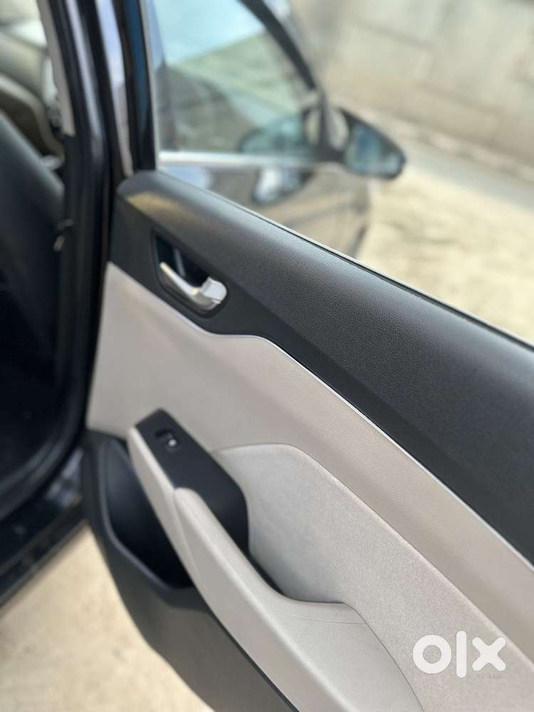 Hyundai Verna 1.6 Crdi Sx Plus At, 2019, Diesel