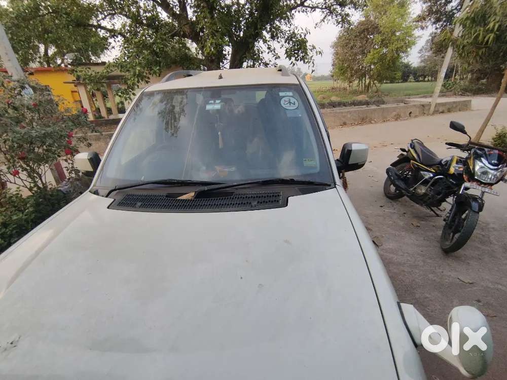 Tata Safari Storme 2017