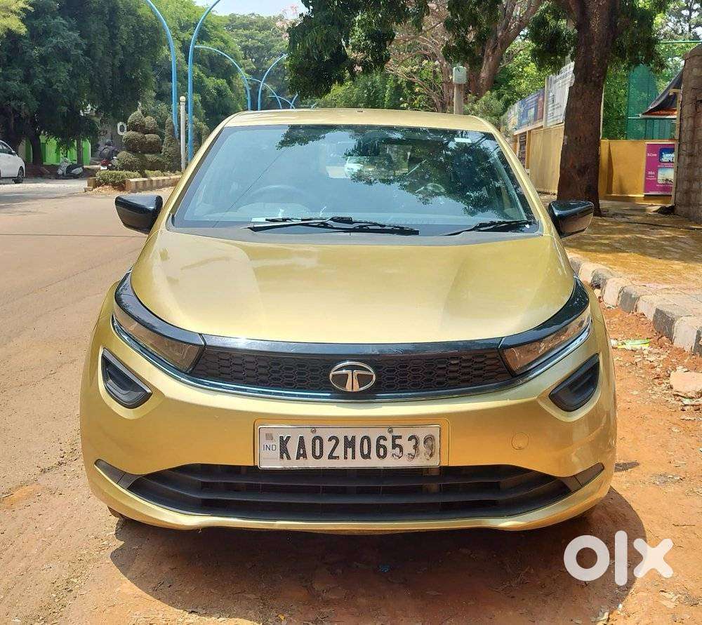 Tata Altroz 1.2 Xe, 2020, Petrol