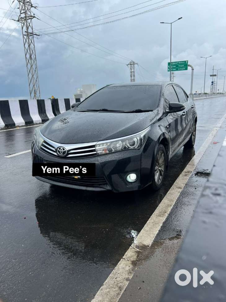 Toyota Corolla Altis 1.8 G, 2014, Petrol