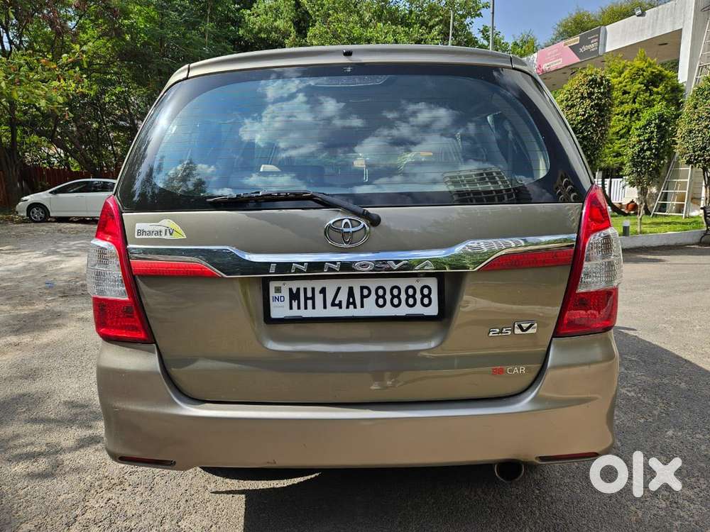 Toyota Innova 2.5 V Diesel 7-seater, 2006, Diesel