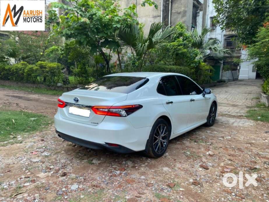Toyota Camry Hybrid, 2024, Petrol