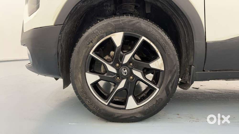 Tata Punch 1.2 Revotron Accomplished Dazzle Pack Mt, 2023, Petrol