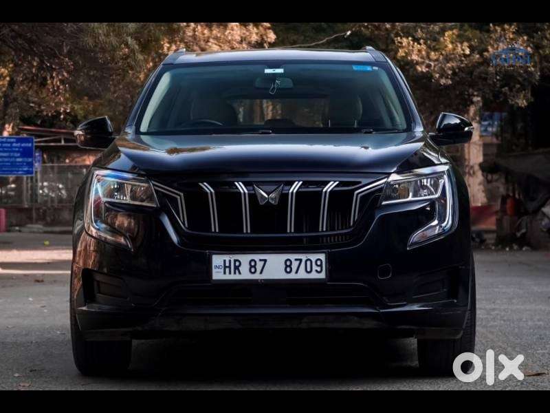 Mahindra Xuv700 2.0 Mx Petrol Mt 5 Str, 2024, Petrol