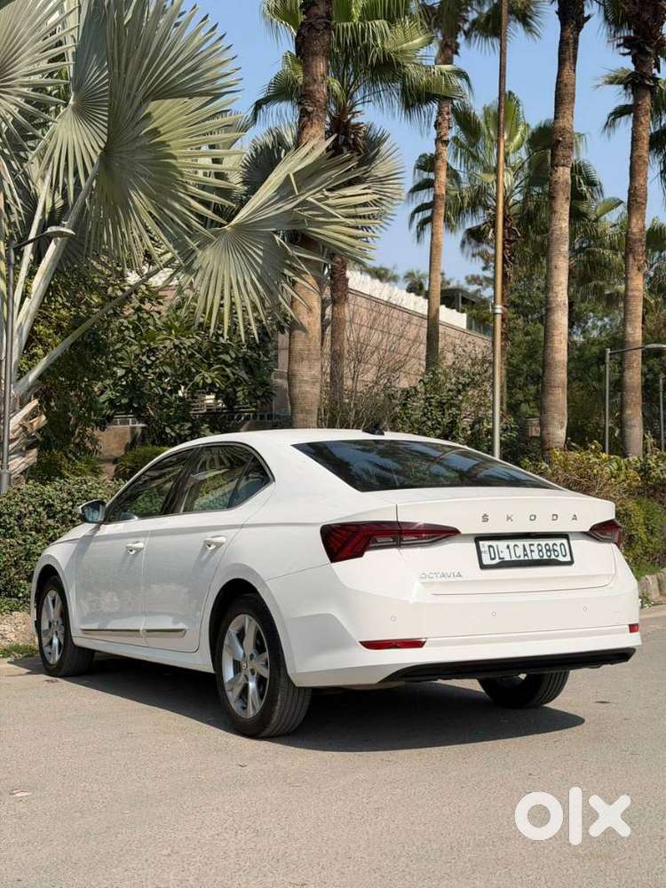 Skoda Octavia 2.0 Style Tsi At, 2022, Petrol