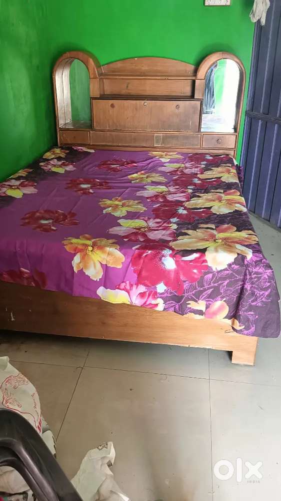*Bed Details*

Size : Double bed 6x6
Type: Box and storage 
Wood: Tick