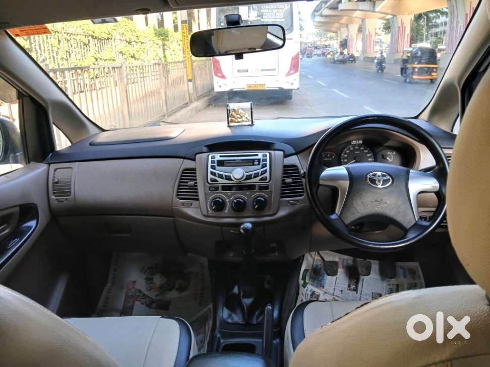 Toyota Innova [2013-2016] 2.5 G4 7 Str, 2015, Diesel