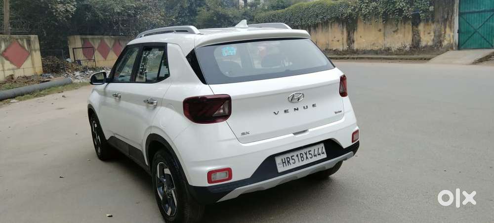 Hyundai Venue Sx Plus Turbo Dct, 2019, Petrol