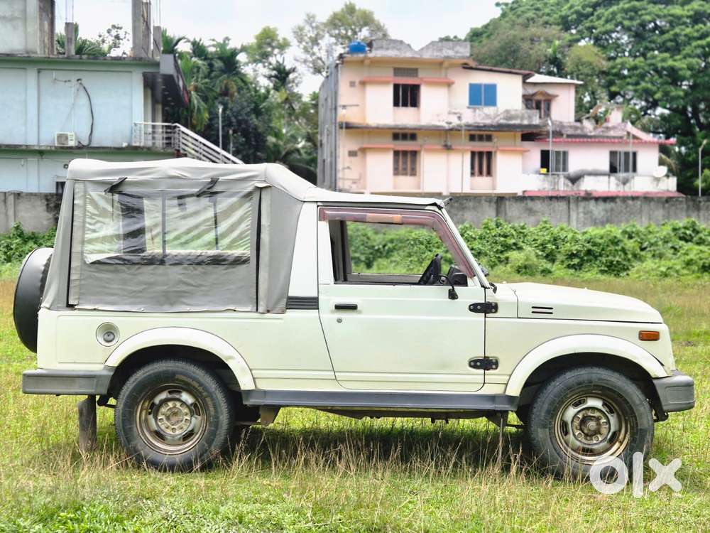 Maruti Suzuki Gypsy King St 4x4, 2014, Petrol