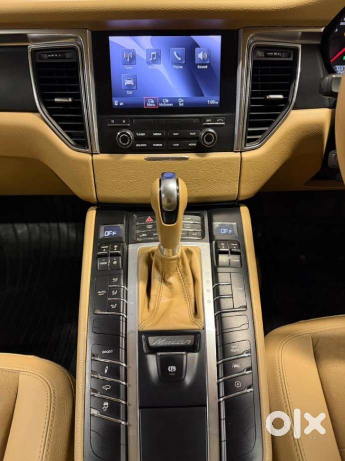 Porsche Macan 2.0 Turbo, 2017, Petrol