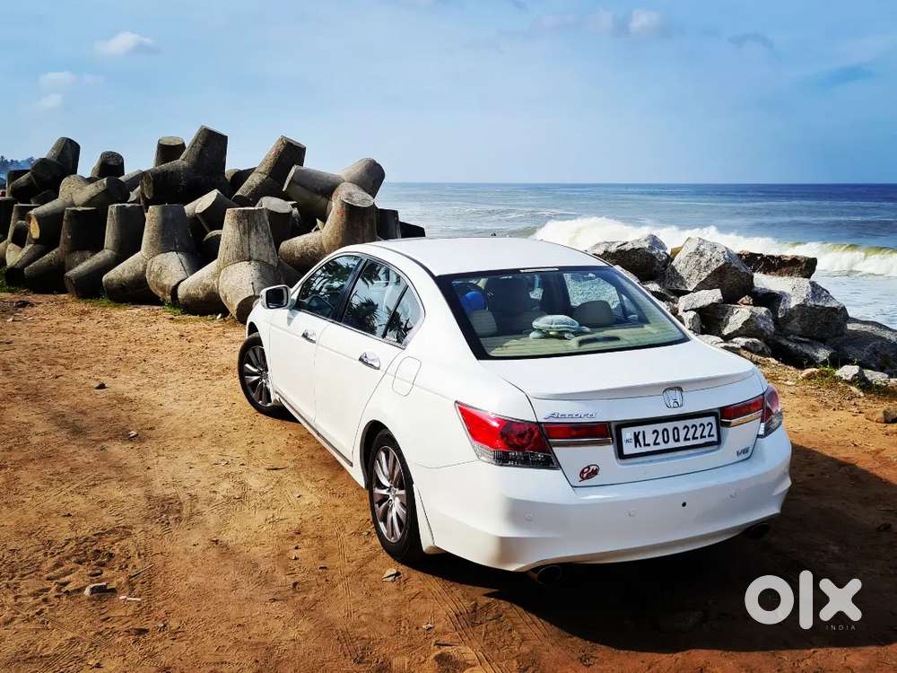 Low Km 2012 Honda Accord 3.5l V6 In Fancy Number
