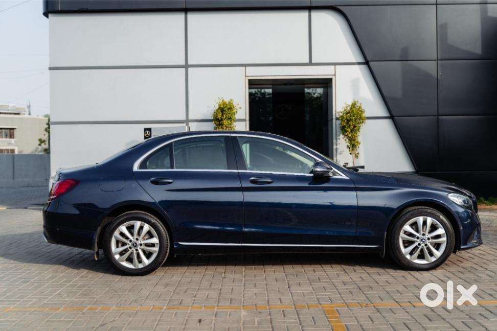 Mercedes-benz C-class C 220d, 2024