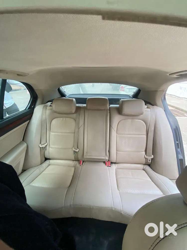 Skoda Superb 2013 Diesel Automatic  2nd Owner  Well Maintained