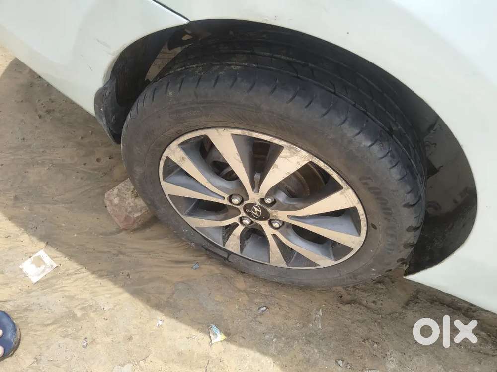 Hyundai Fluidic Verna 2013