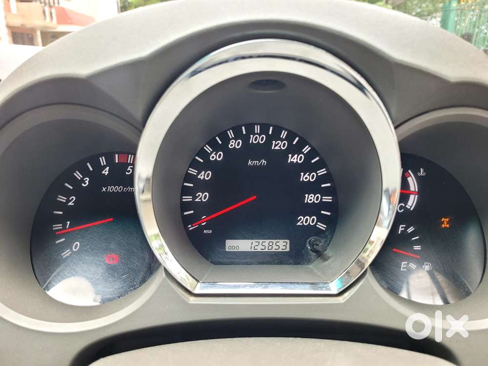 Toyota Fortuner 3.0 4x4 Manual, 2011, Diesel
