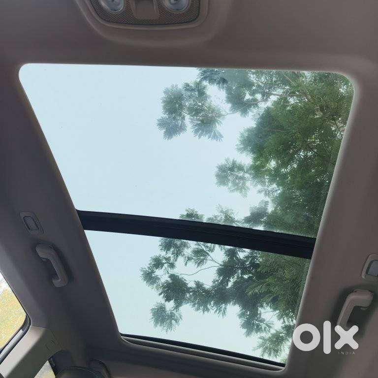 Mahindra Xuv700 2.2 Ax 5 Diesel At 7 Str, 2022, Diesel