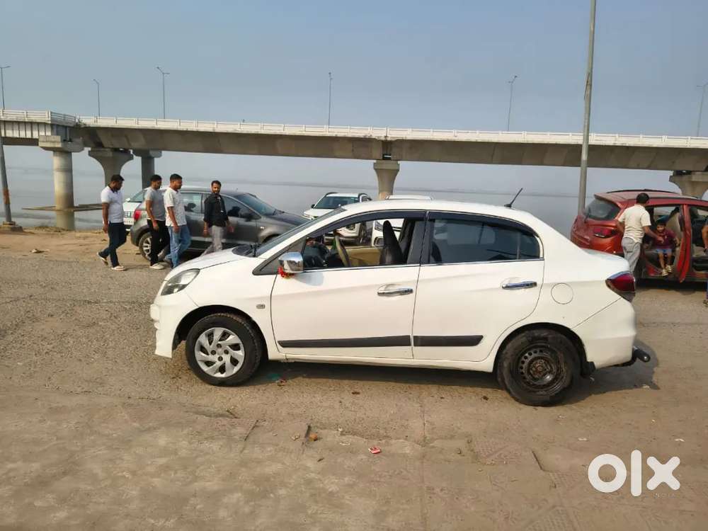Honda Amaze 2015 Diesel 62460 Km Driven
