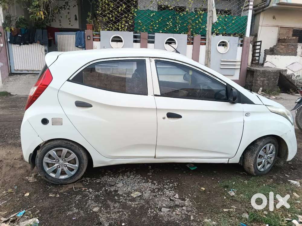 Hyundai Eon 2013 Petrol Well Maintained