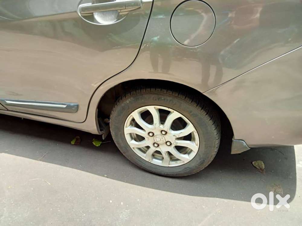 Honda Amaze Vx Petrol 2013