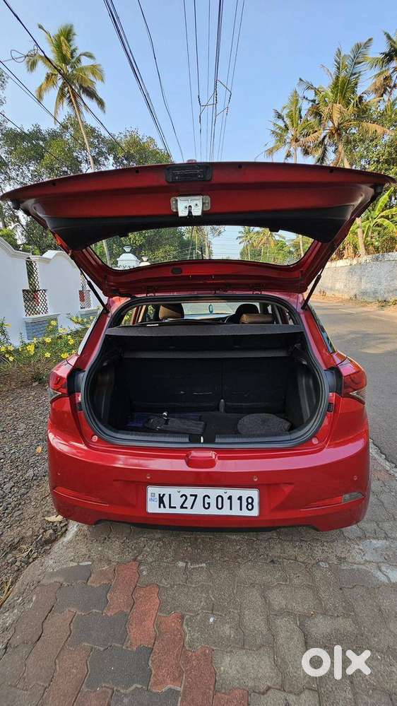 Hyundai I20 Asta Full Option 2016 - Last  Urgent Sale  Kottayam