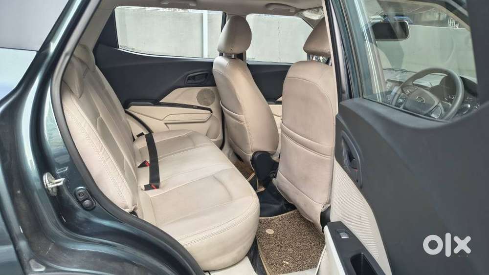 Mahindra Xuv300 W6, 2022, Petrol