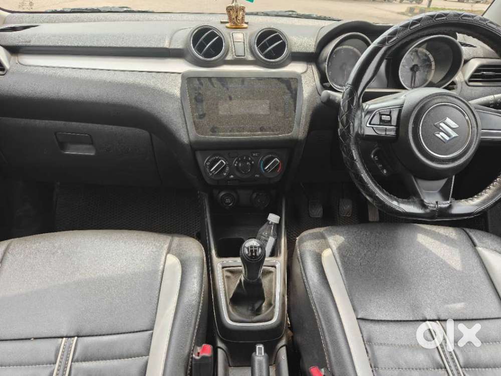 Maruti Suzuki Swift Vxi + Manual, 2022, Petrol