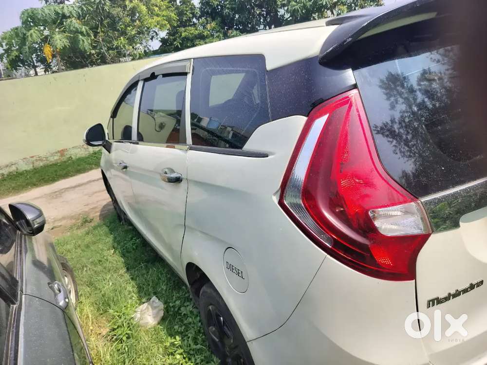 Mahindra Marazzo 2018 Diesel 128000 Km Driven