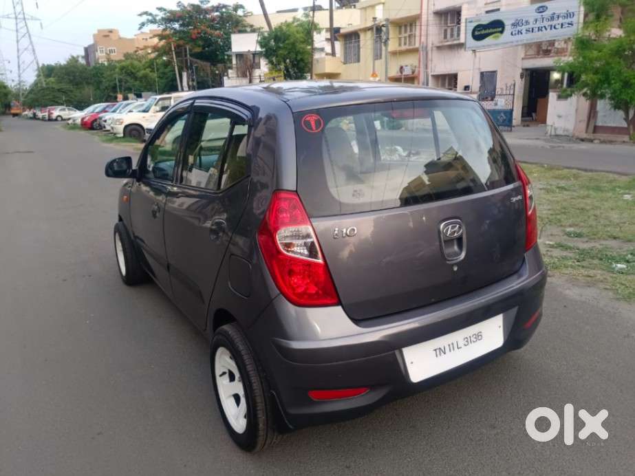 Hyundai I10 Sportz, 2015, Petrol