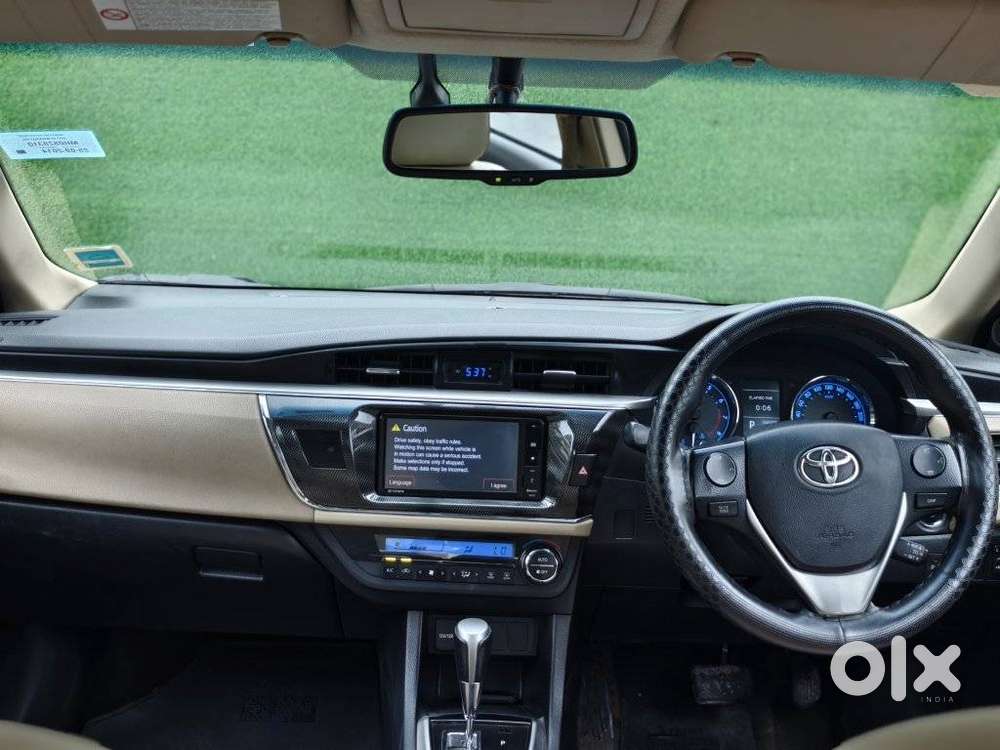 Toyota Corolla Altis, 2014, Petrol