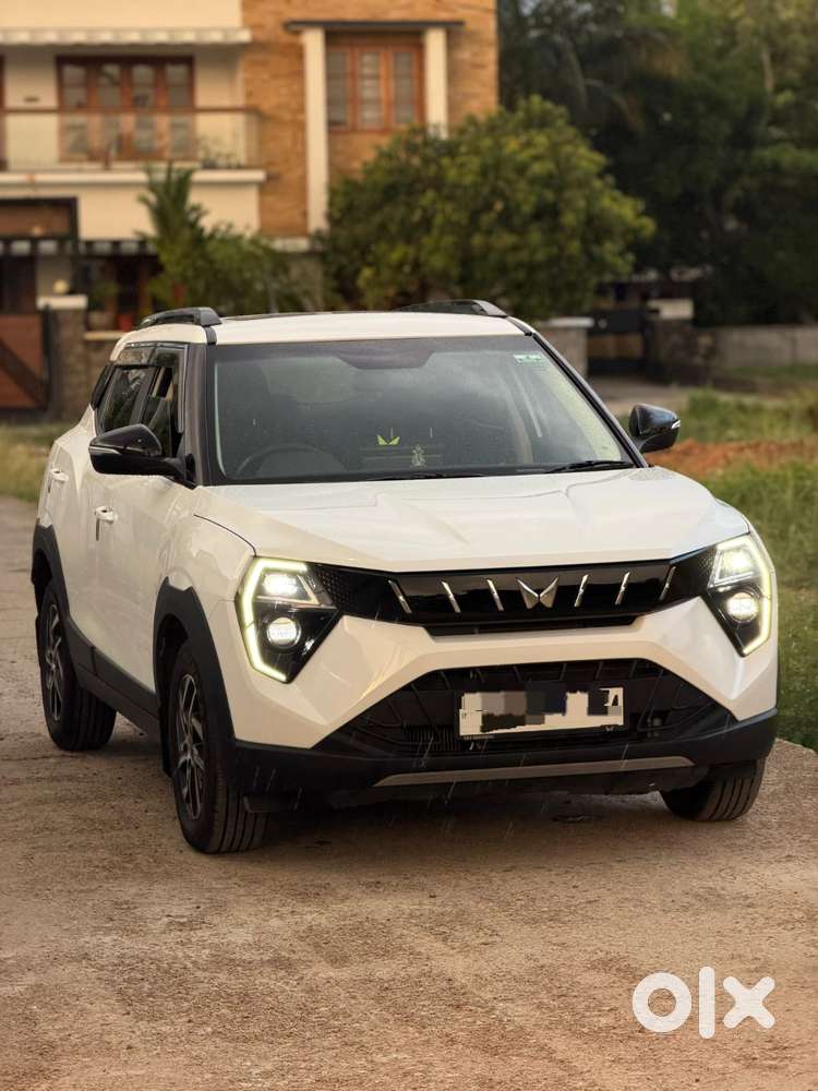 Mahindra Xuv 3xo Ax5l 1.2 Petrol At, 2025, Petrol