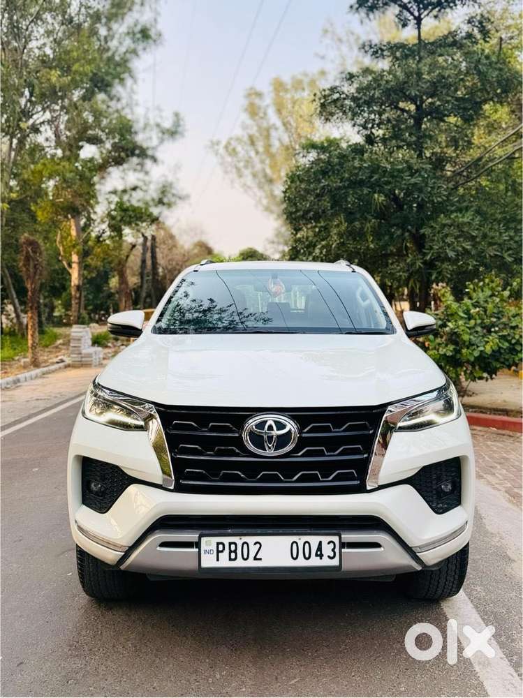 Toyota Fortuner 4x2 At 2.8 Diesel, 2021, Diesel