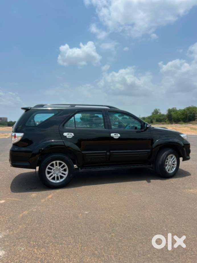 Toyota Fortuner 3.0 4x2 Mt, 2014, Diesel