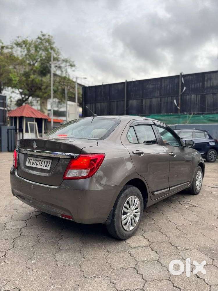 Maruti Suzuki Dzire 1.2 Vxi, 2019, Petrol