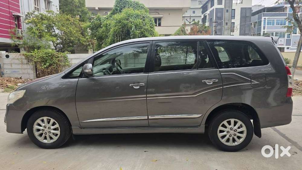 Toyota Innova 2.5 Z Diesel 7 Seater, 2014, Diesel