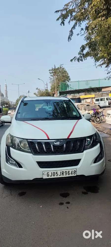 Mahindra Xuv500 2017 Diesel 76000 Km Driven
