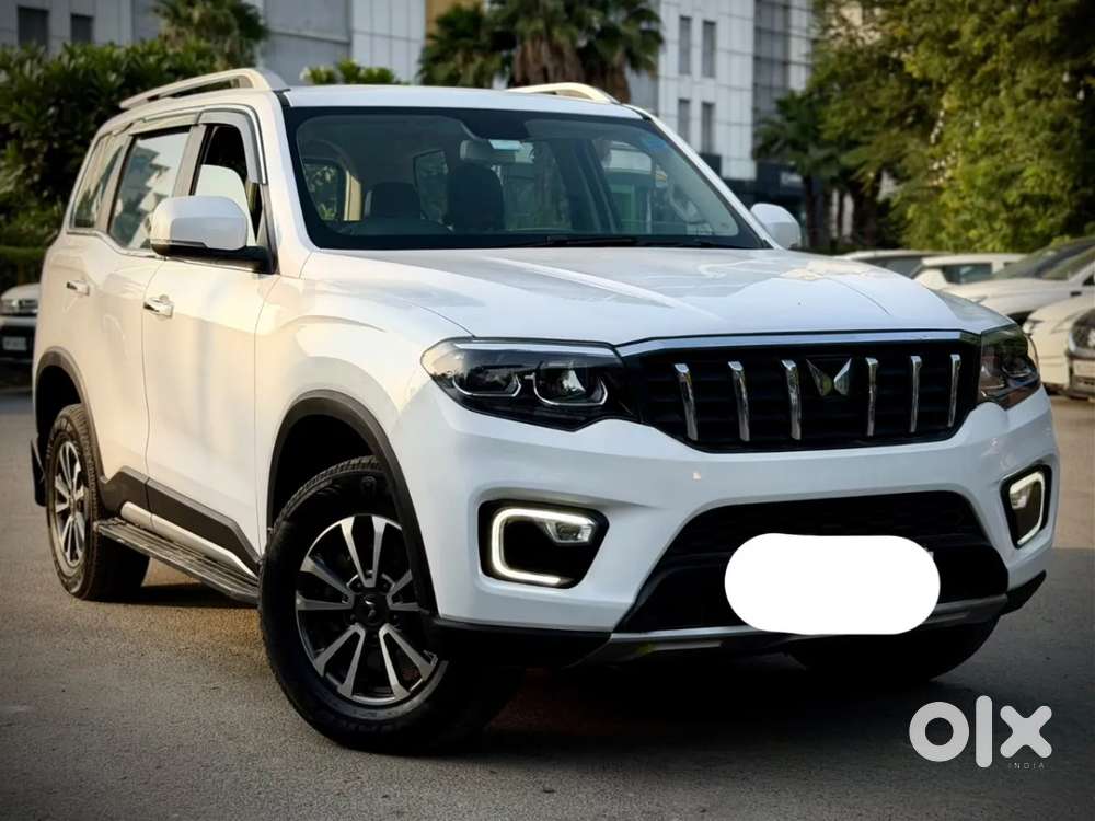 Mahindra Scorpio N Z8 Petrol At 7 Str, 2024, Petrol