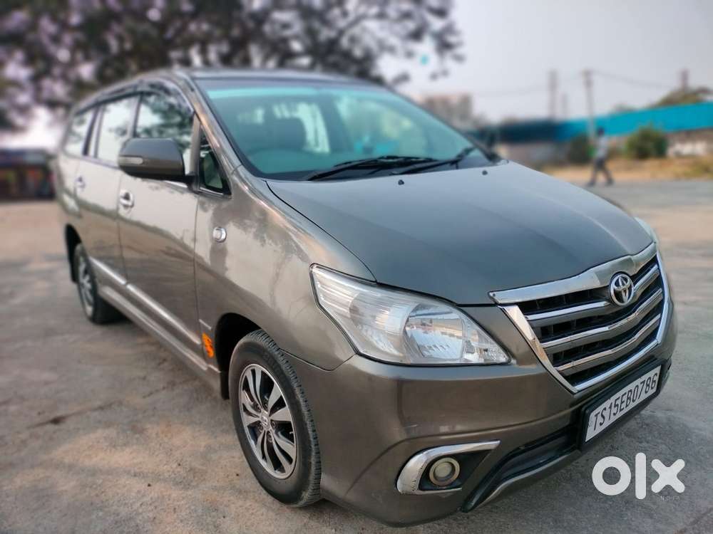 Toyota Innova 2012-2013 2.5 G (diesel) 8 Seater, 2014, Diesel