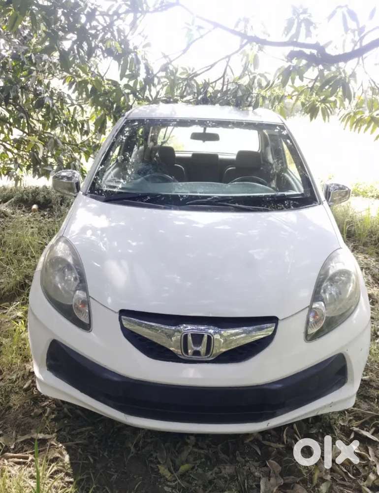Honda Brio 2012 Petrol 93120 Km Driven All Okay Cng On Paper But Cng K