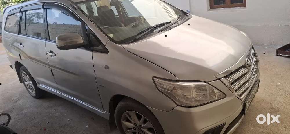 Toyota Innova 2.5 Gx 2012
