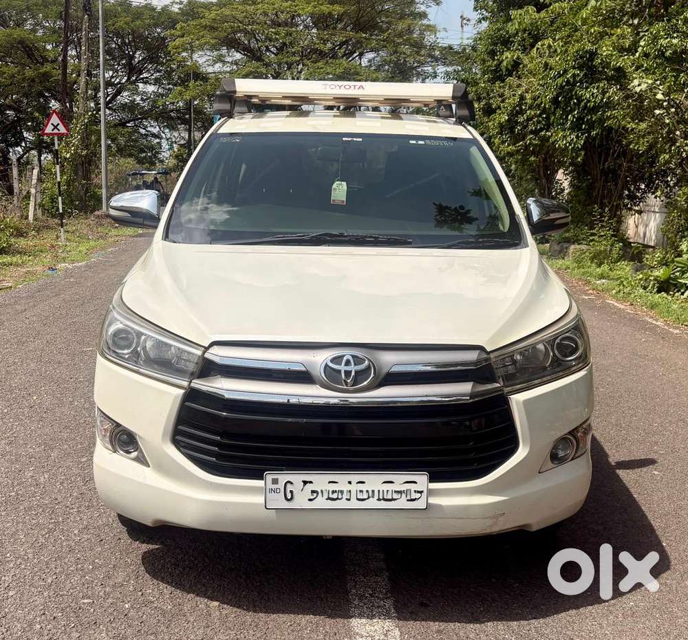 Toyota Innova Crysta 2017