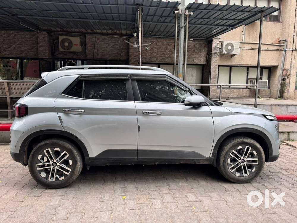 Hyundai Venue 2022 Petrol Good Condition