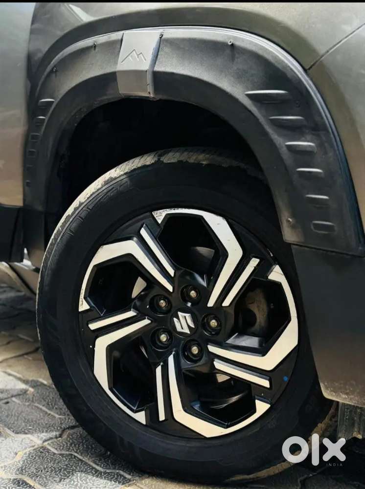 Maruti Brezza Zxi 2023
