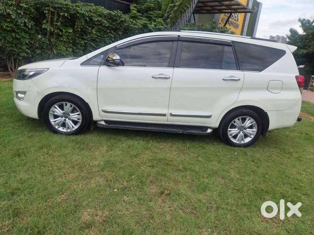 Toyota Innova Crysta 2.8z Automatic, 2018, Diesel