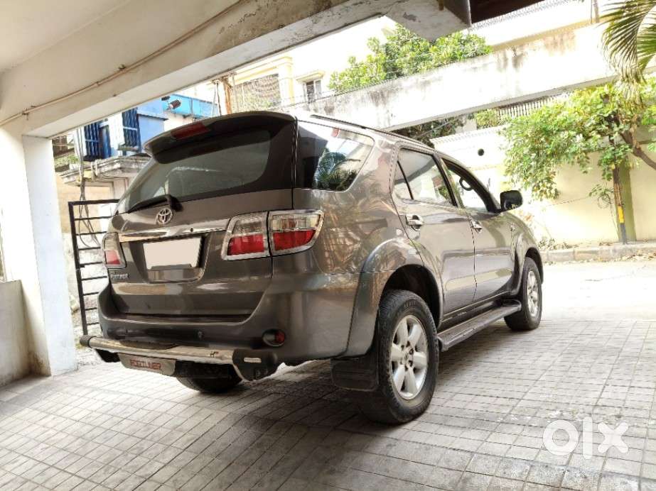 Toyota Fortuner 3.0 4x4 Manual, 2011, Diesel
